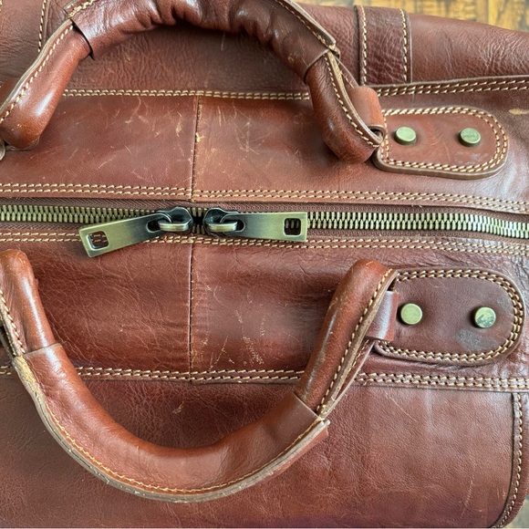 Floto Leather Duffle Bag - Picture 5 of 16